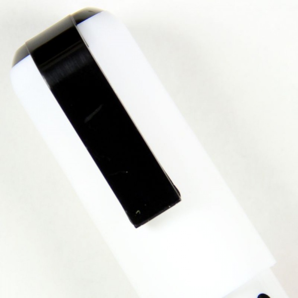 15mm Zig Posterman White Chalk Pens - Wet Wipe x 8